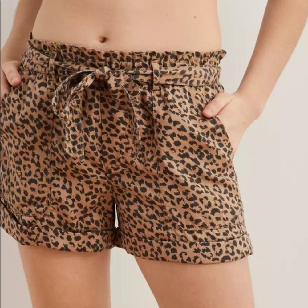 Aerie Camp Shorts Animal Print Leopard Elastic Pockets Tan Brown Women's Size M